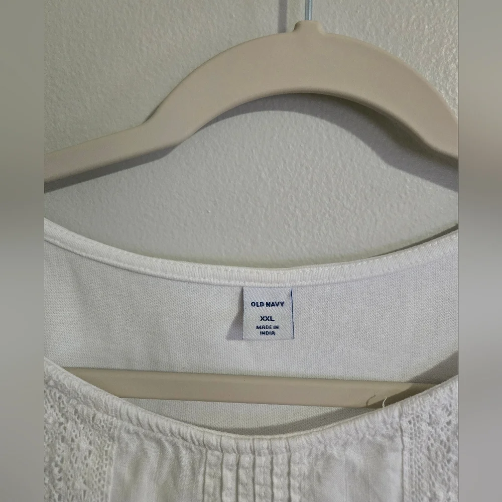 Old Navy White Lace-Front XXL Blouse - Picture 4 of 6